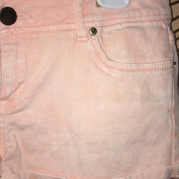 Shorts - Picture 2 of 3